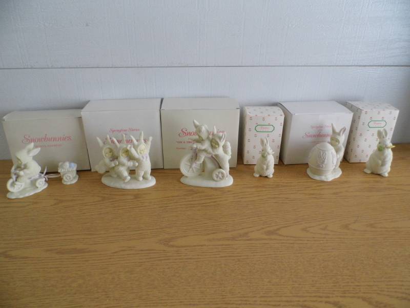 lot 65 image: Snowbunnies