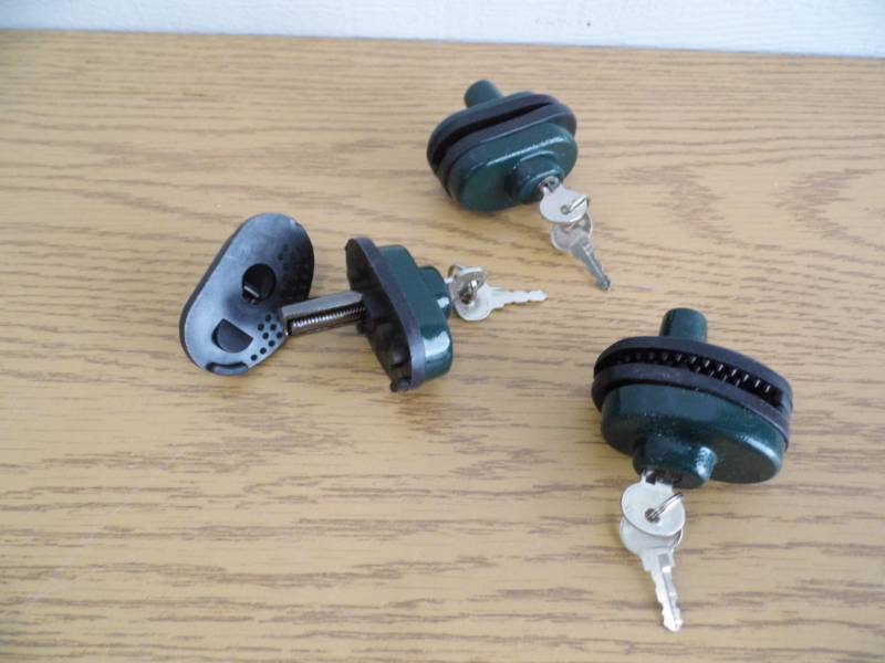 lot 71 image: Lot of 3 Gun Locks