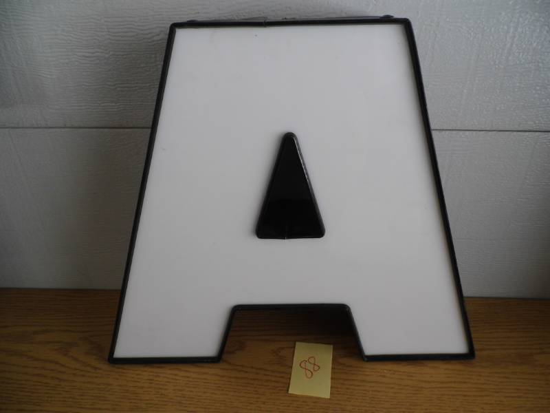 lot 88 image: LED Letter A