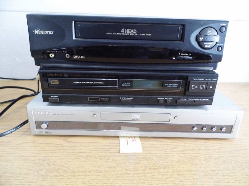 lot 121 image: Memorex VCR - Optimus DVD - Philips DVD