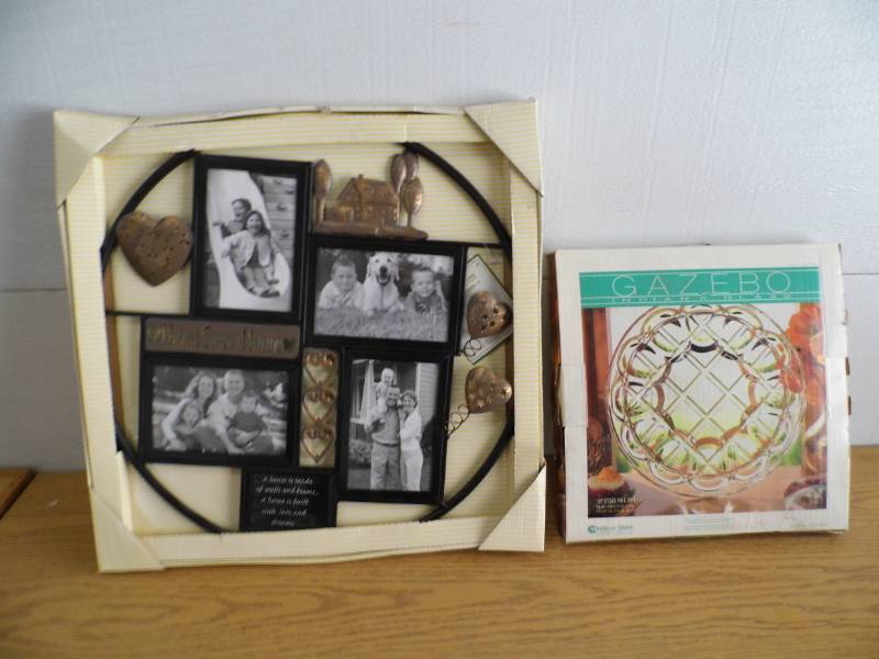 lot 128 image: Frame - Egg Plate
