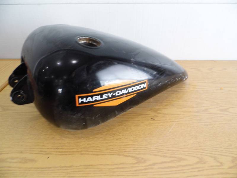 lot 154 image: Harley Davidson Gas Tank