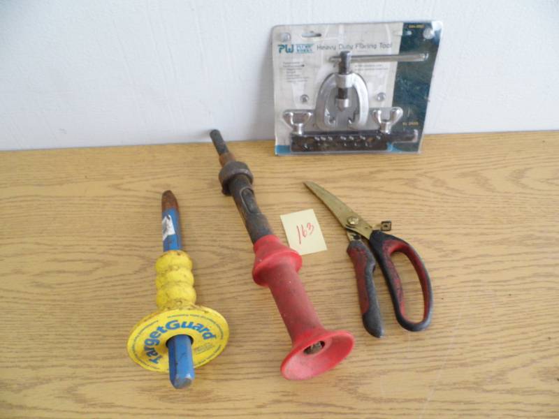 lot 163 image: Flaring Tool - Target Guard