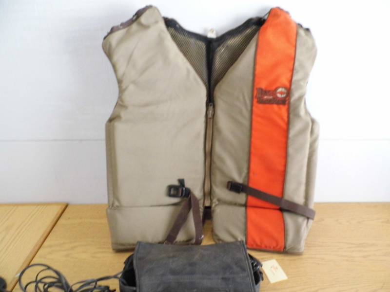 lot 176 image: Life Vest - Bag Phone