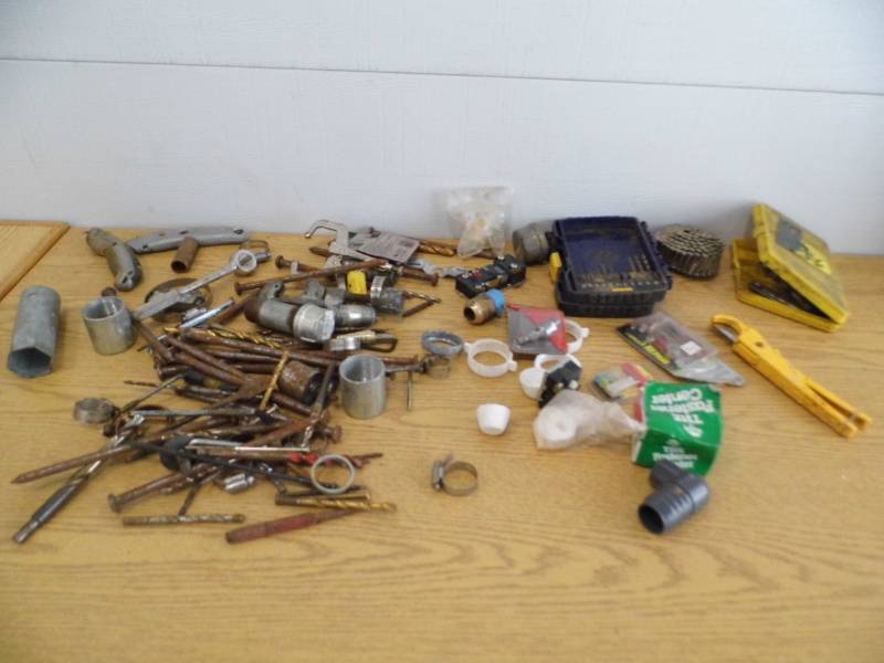 lot 187 image: Bits - Pipe Cutter - Nails