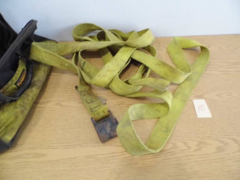 lot 188 image: Tow Strap - DeWalt Bag