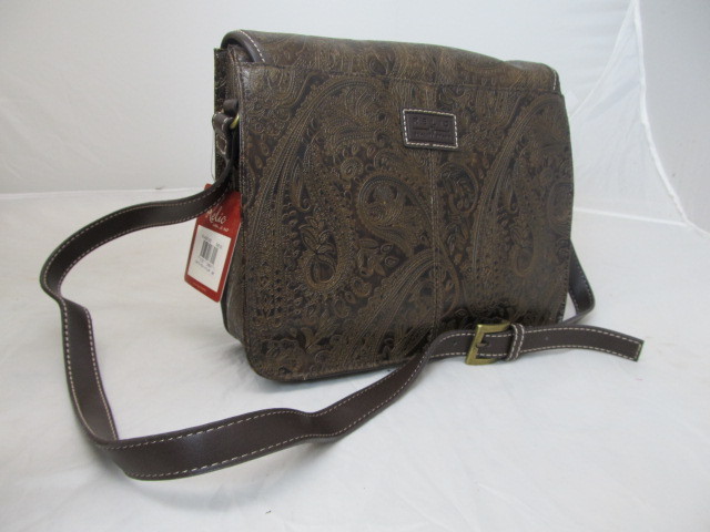 lot 9 image: Womens RELIC Embossed Brown Shoulder Bag