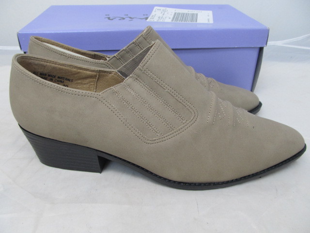 lot 57 image: Premier Stone Colored Embroidered Ankle Boot - Size 10