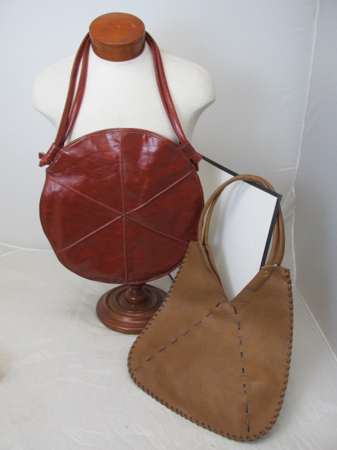 lot 74 image: Set of 2 Womens Tote Bags