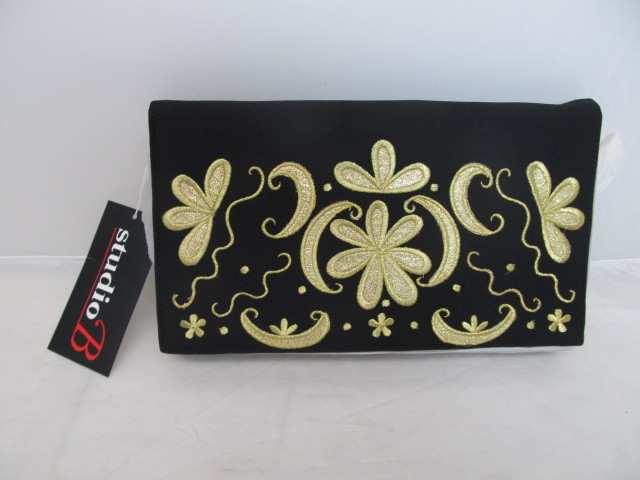 lot 85 image: Black & Gold Design STUDIO B Clutch Purse w Gold Chain