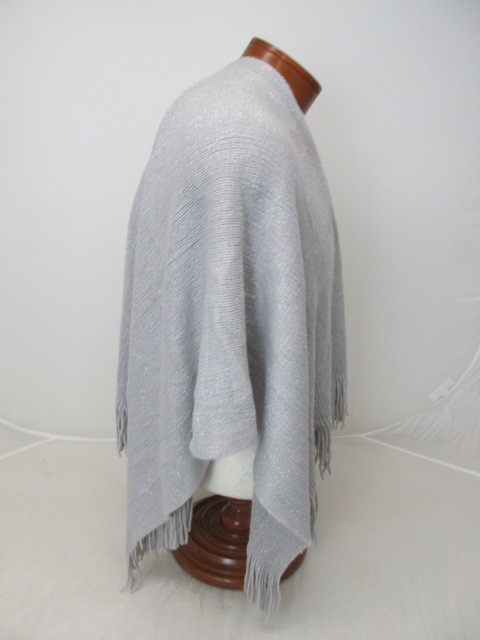 lot 100 image: Studio S Knitted Gray Ruana w Fringe