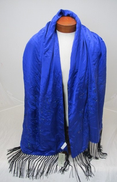 lot 124 image: Vibrant Blue OSCAR DE LA RENTA Silk Designer Scarf w Fringe & Beadwork
