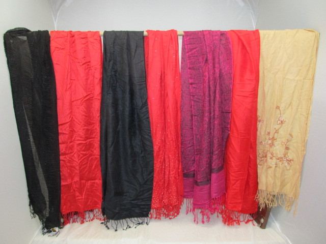 lot 127 image: Lot of Womens Wide Fashionable Scarves w Fringe