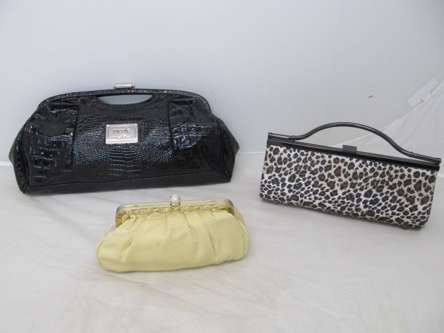 lot 141 image: Lot of Slightly Used Womens Handbags & Clutch - Nicole Miller, Gunne Sax, etc