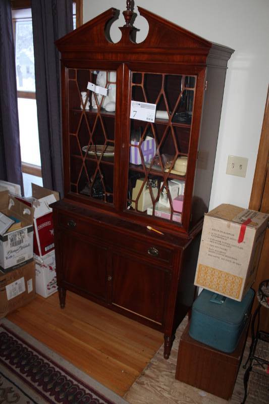lot 7 image: Wood Hutch with 2-Glass Doors, 3-Display Shelves, Single Drawer