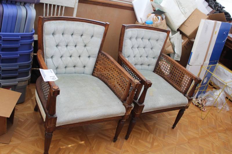 lot 61 image: Living Room Arm Chairs