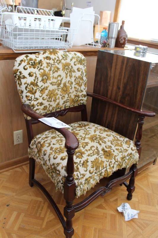 lot 60 image: Living Room Arm Chair