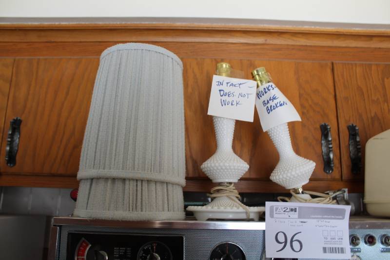 lot 96 image: Table Lamps