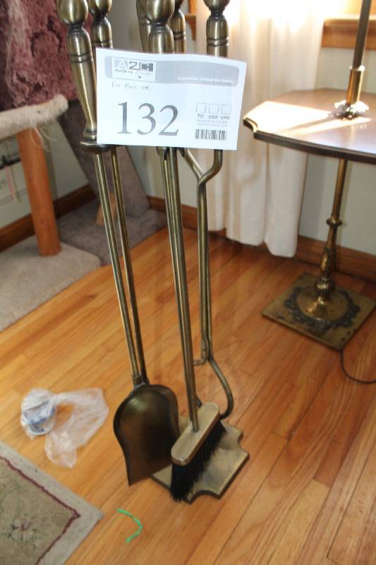 lot 132 image: Fireplace Tool Set with Stand