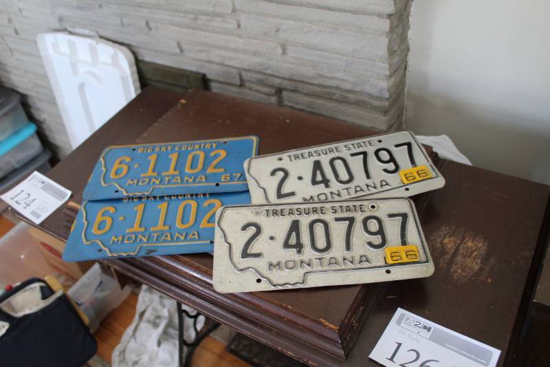 lot 126 image: 1966,1967 Montana License Plate Sets
