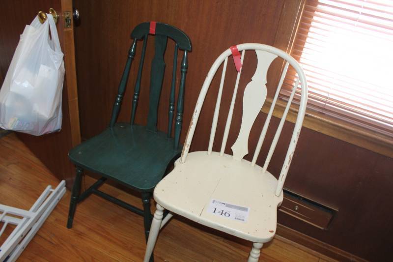 lot 146 image: Wood Dining Chairs