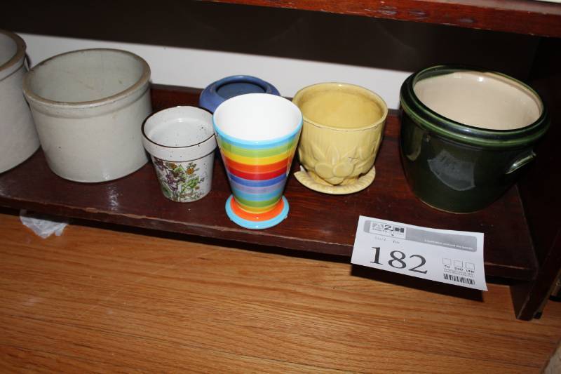 lot 182 image: Ceramic Pots