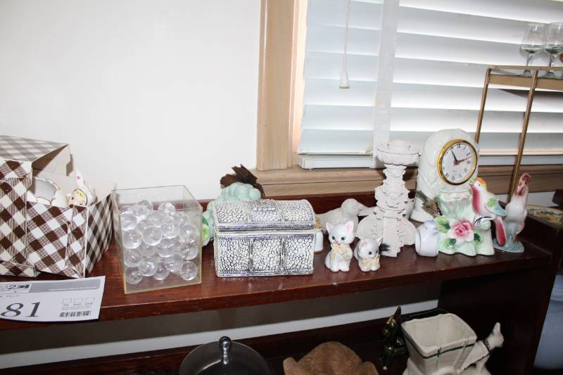 lot 181 image: Cat and Bird Figurines, Candleholder, Table Clock