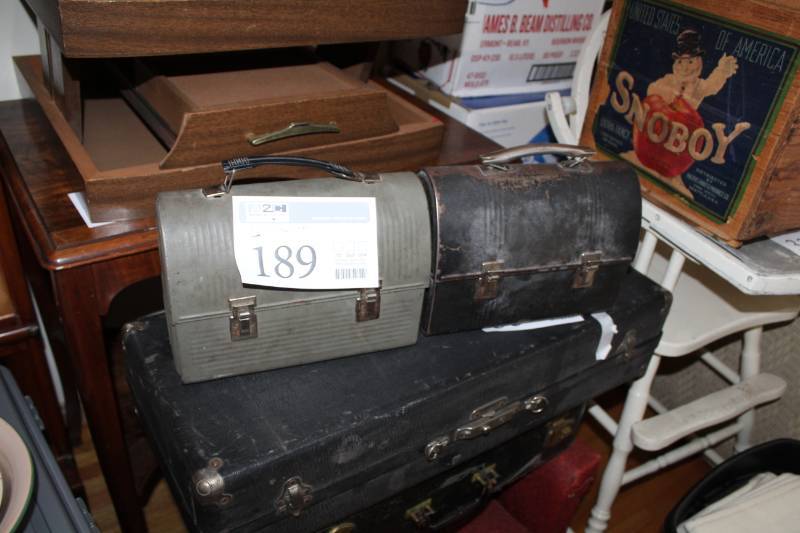 lot 189 image: Metal Lunchbox with Thermos