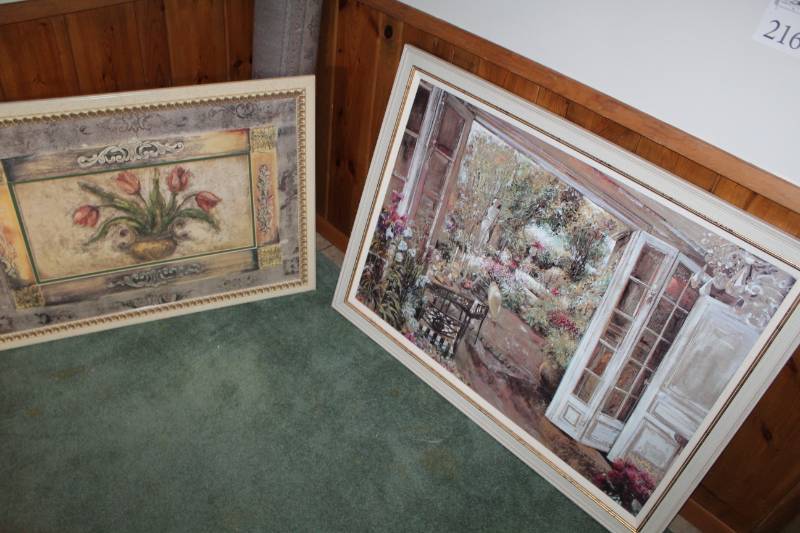 lot 216 image: Floral Framed Matted Wall Art