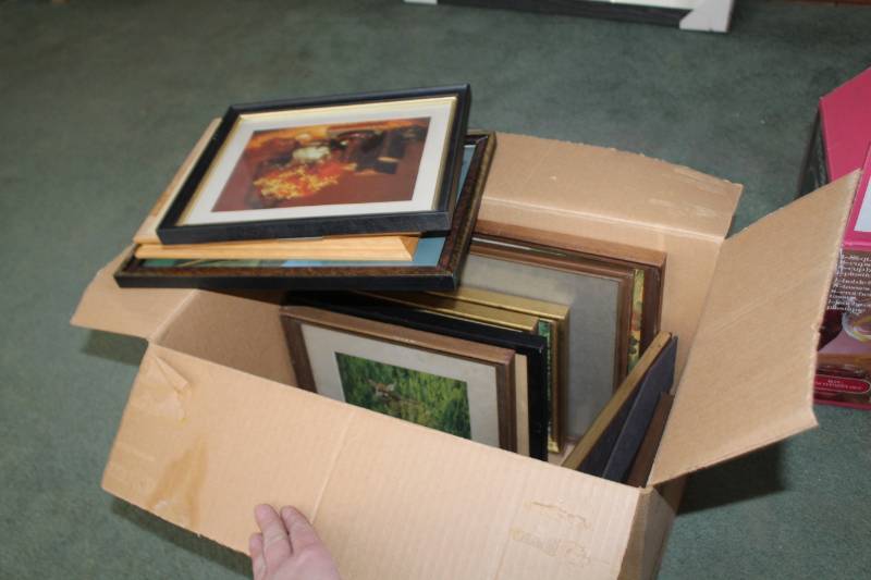 lot 223 image: Picture Frames