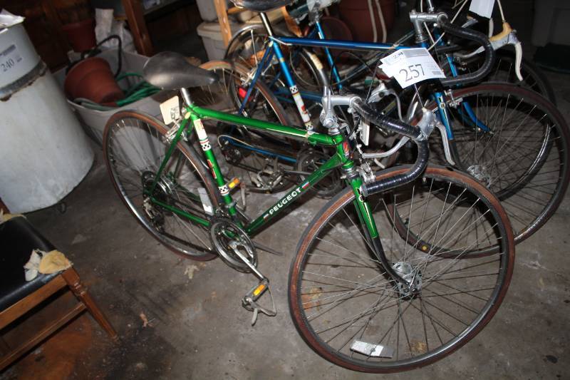 lot 257 image: Peugeot 10-Speed Bike