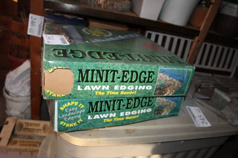 lot 244 image: Minit-edge Lawn Edging