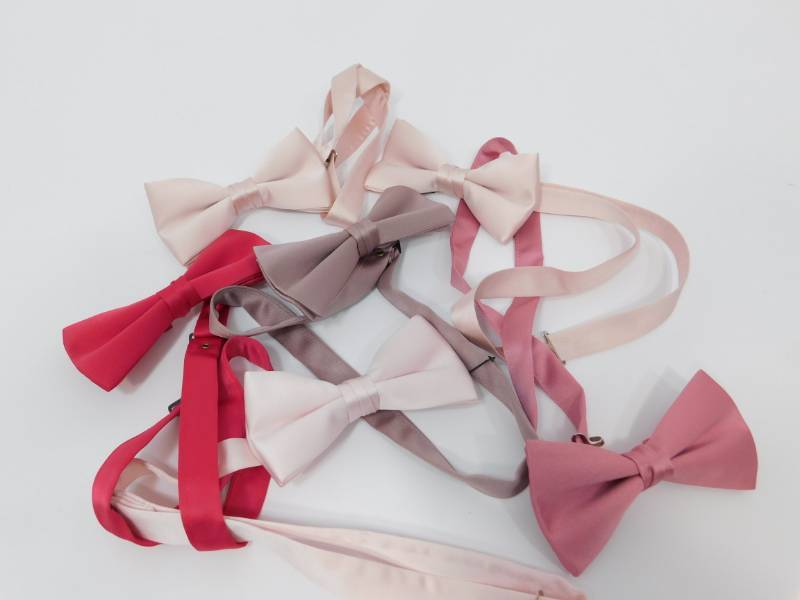 lot 91 image: Ties & Bow Ties For Weddings, Proms & All Special Occasions