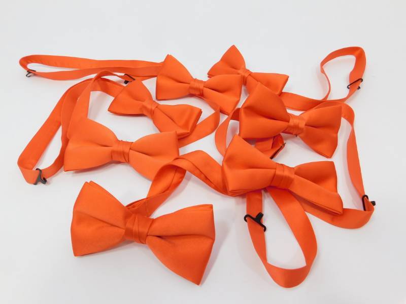 lot 115 image: Ties & Bow Ties For Weddings, Proms & All Special Occasions