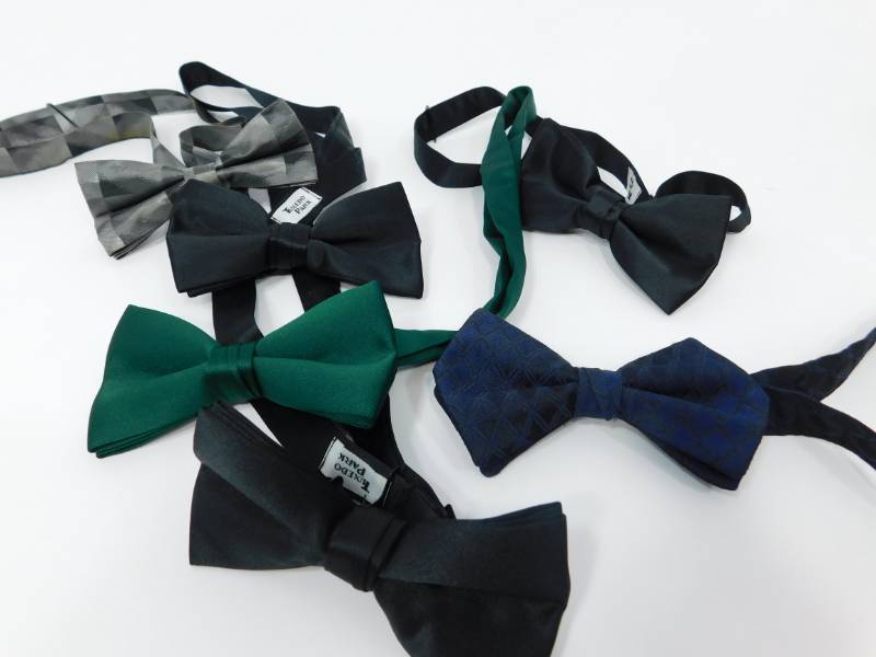 lot 138 image: Ties & Bow Ties For Weddings, Proms & All Special Occasions