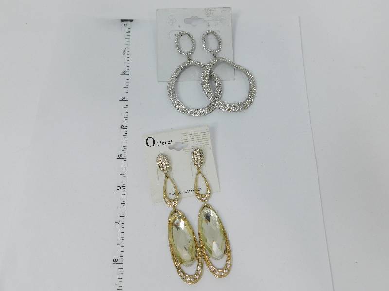 lot 60 image: Fashion Earrings For Special Occasions