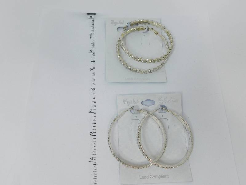 lot 67 image: Fashion Rhinestone Crystal Collection Earrings