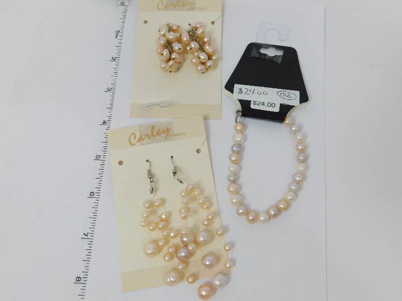 lot 89 image: Fresh Water Pearl Jewelry For Special Occasions
