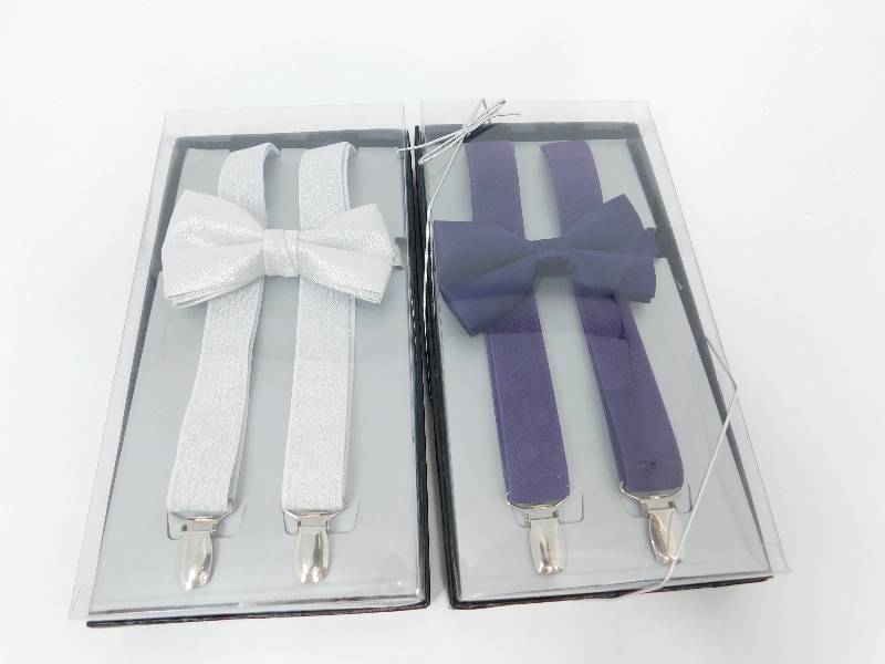 lot 285 image: Two Bow Tie Gift Package