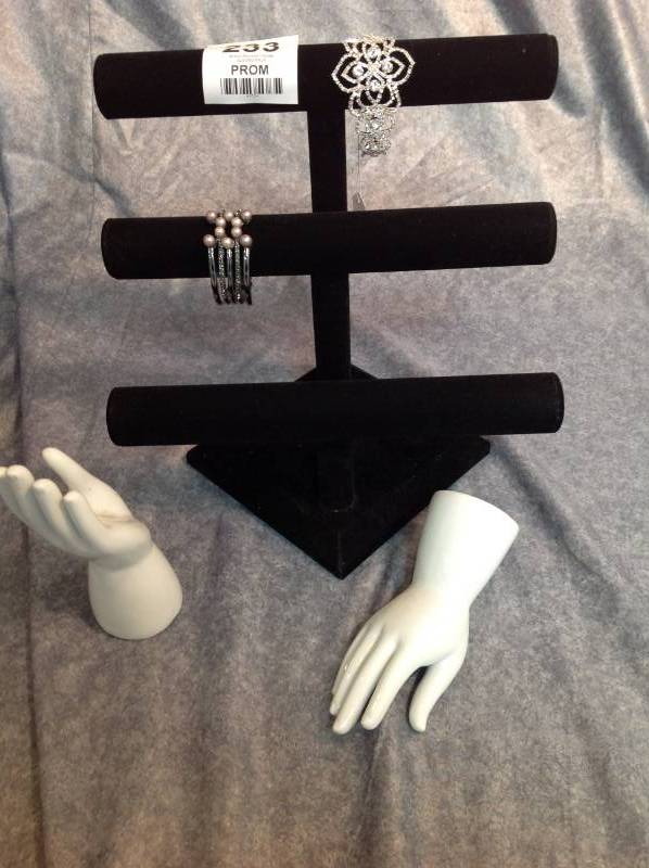 lot 233 image: Jewelry Display Stand & Hands