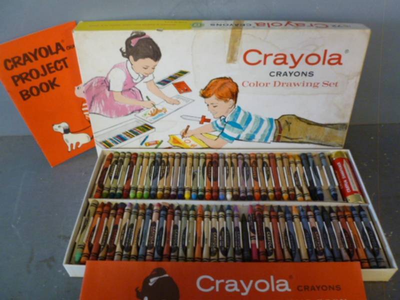Vintage Crayon Set