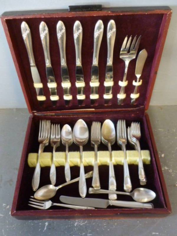 Vintage Silverplate Flatware Set