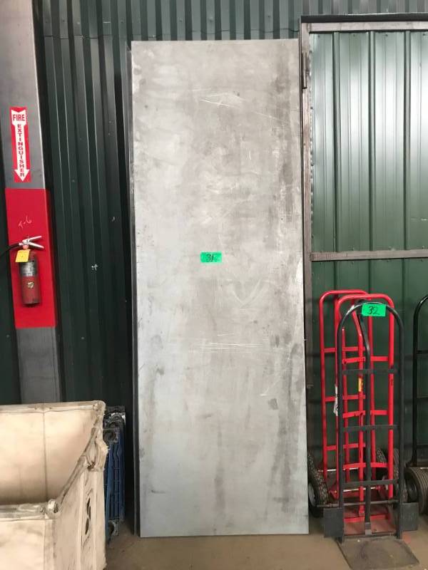 lot 31 image: Very Large Galvanized Metal Trays  pallet rack shelves