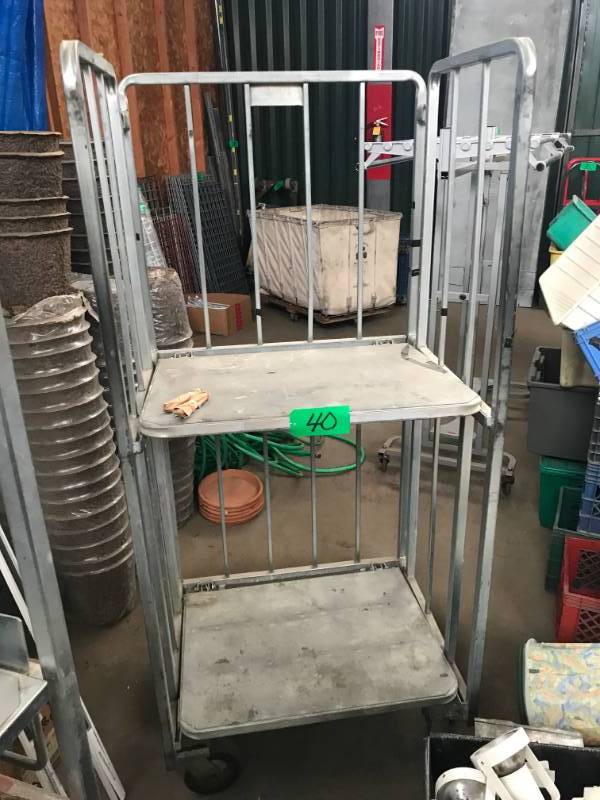 lot 40 image: Galvanized rolling folding Cumberland Cart