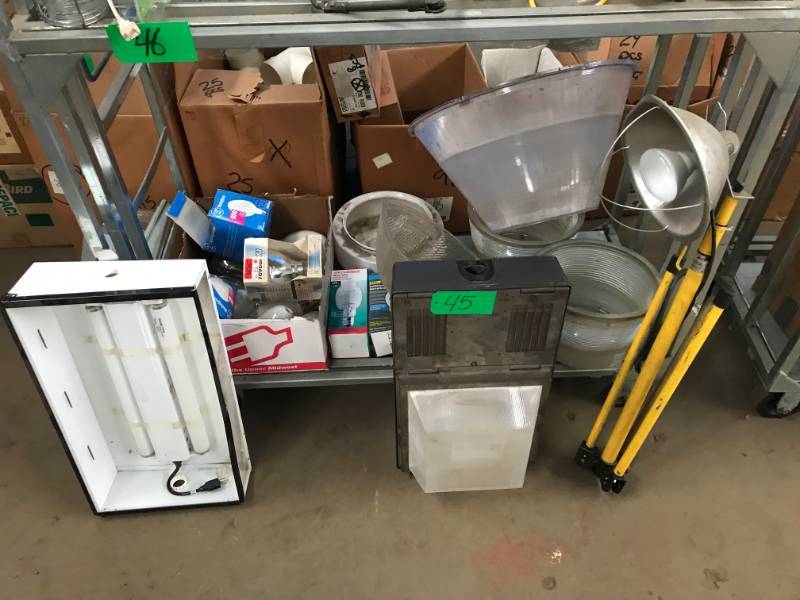 lot 45 image: Various Light Fixtures, Globes & Bulbs