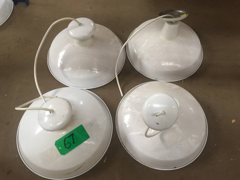 lot 67 image: Lot of 4 White (Vintage Style) Hanging Light Fixture