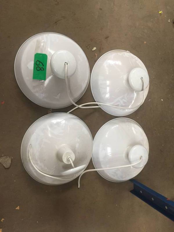 lot 68 image: Lot of 4 White (Vintage Style) Hanging Light Fixture