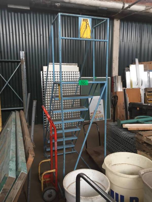 lot 186 image: Blue Rolling Ladder - 7 steps