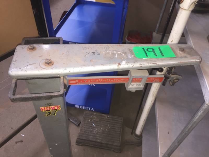 lot 191 image: Howe 57 Platform Scale wweights
