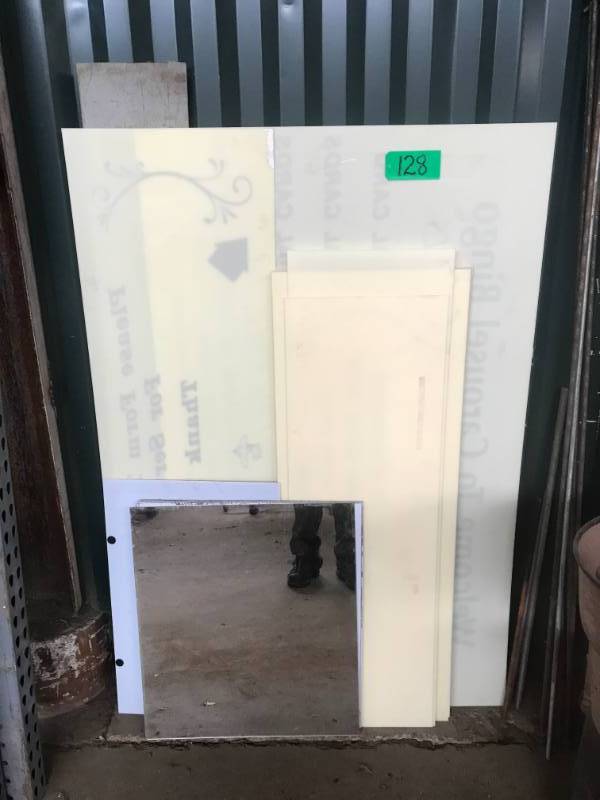 lot 128 image: Large Lot Plexiglass